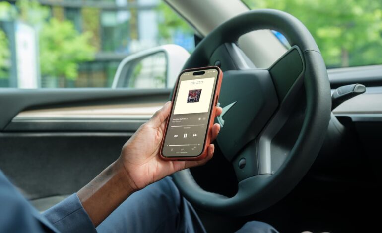 Conecta tu iPhone a los AirPods sin problemas al arrancar el coche