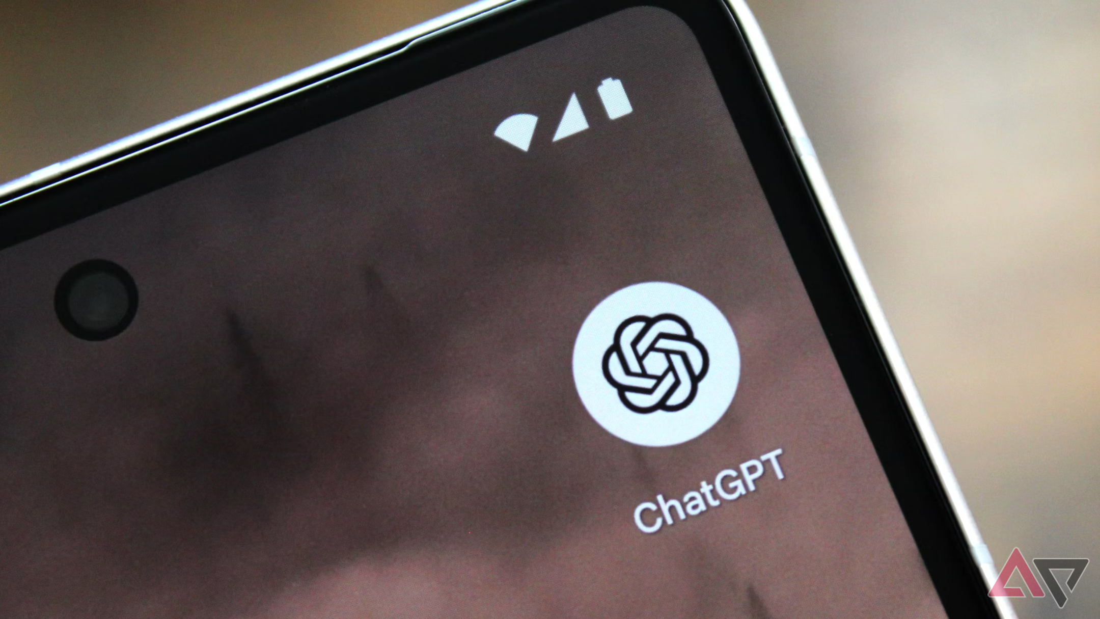 Meta se suma a la lucha por el chatbot con un nuevo competidor para ChatGPT y Gemini
