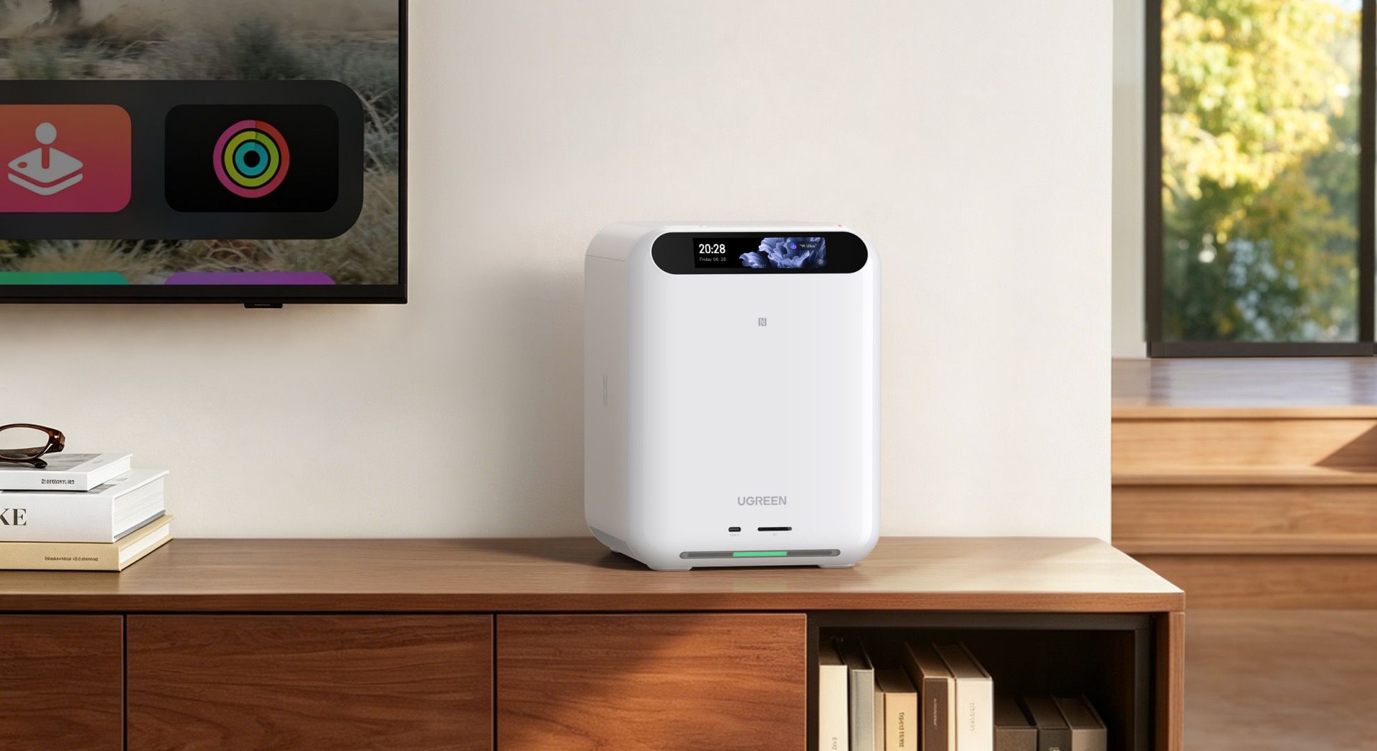 Ugreen presenta su revolucionario Hub HomeAgent y un cargador Qi2 con refrigeración líquida